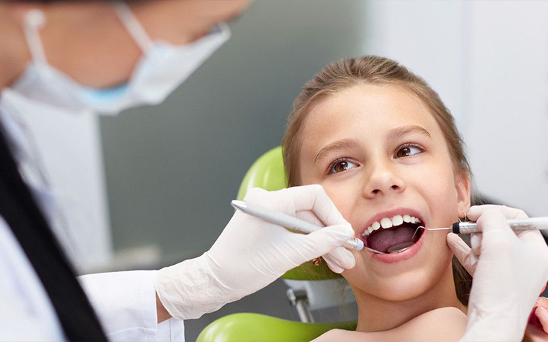 Cosmetic Dentist in Wakad